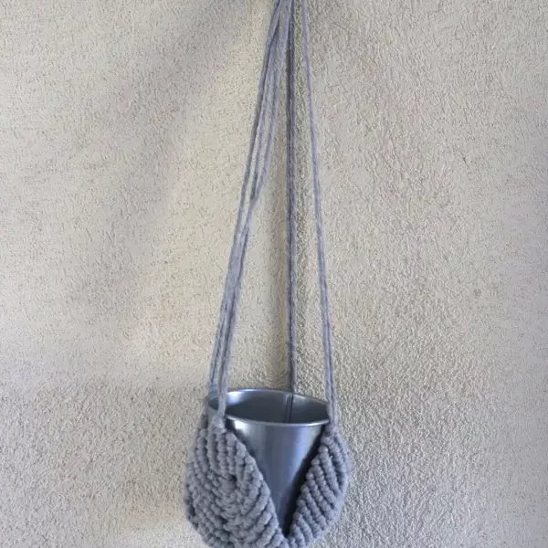 Porte plante "Feuille d'Argent"