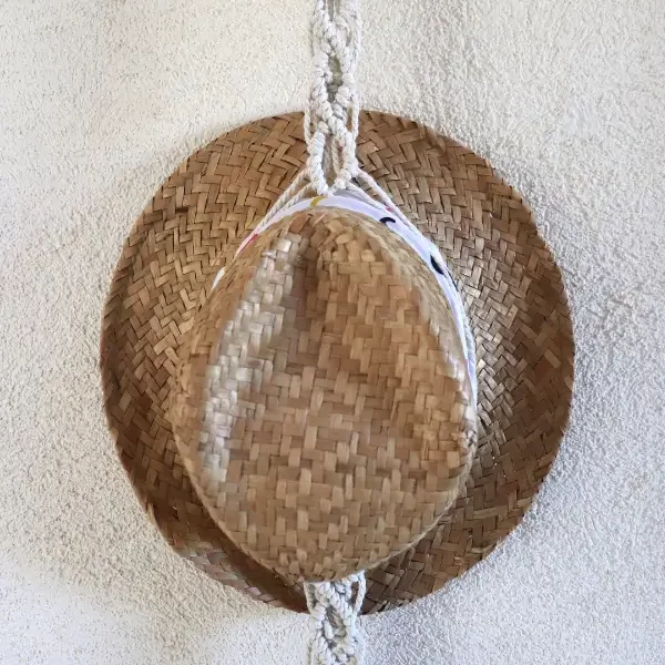 Porte Chapeau "Elégance Nomade "