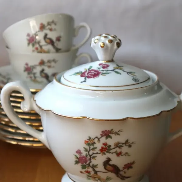 Sucrier vintage floraux avec un oiseau