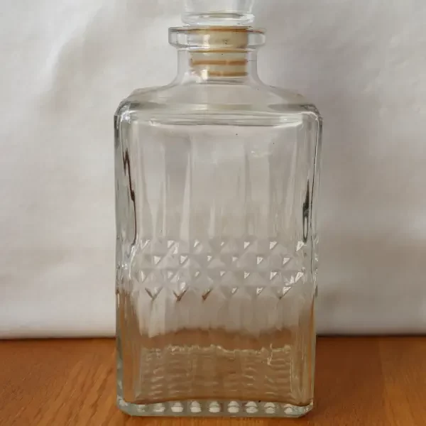 carafe à whisky en verre