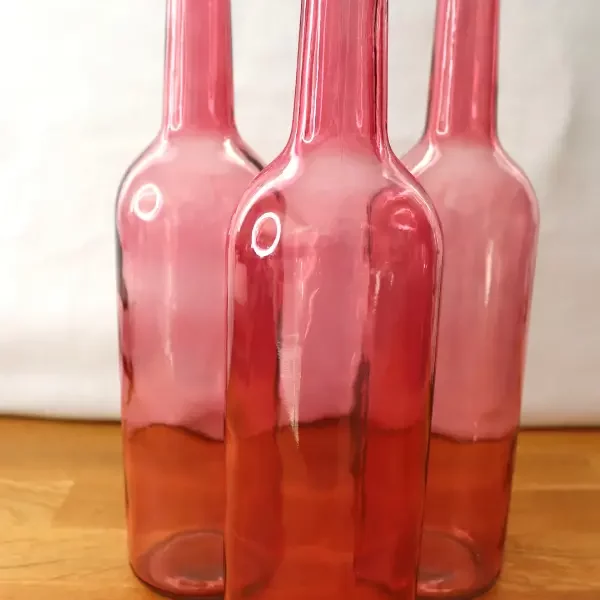 Lot de bouteilles en verre teinté (couleur Rose)
