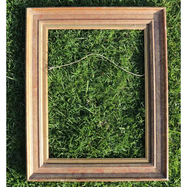 Cadre vintage en bois doré