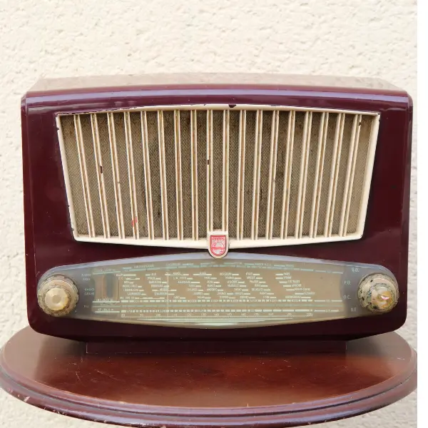 Radio vintage marron